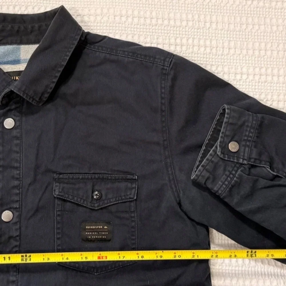 Quiksilver men's‎ dark wash denim fleece lined chest pocket Jacket  - Large